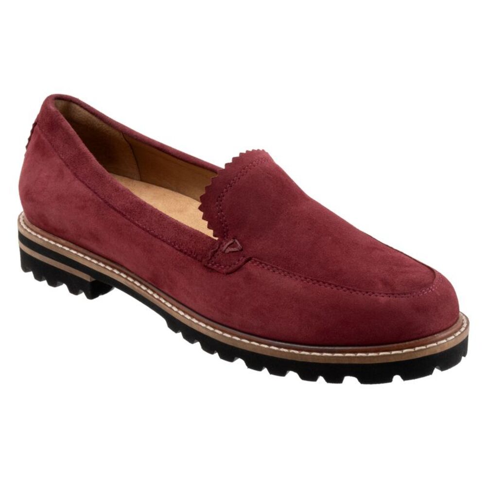 Trotters Womens Fayth Red Shoes (NWT) - Picture 2 of 7